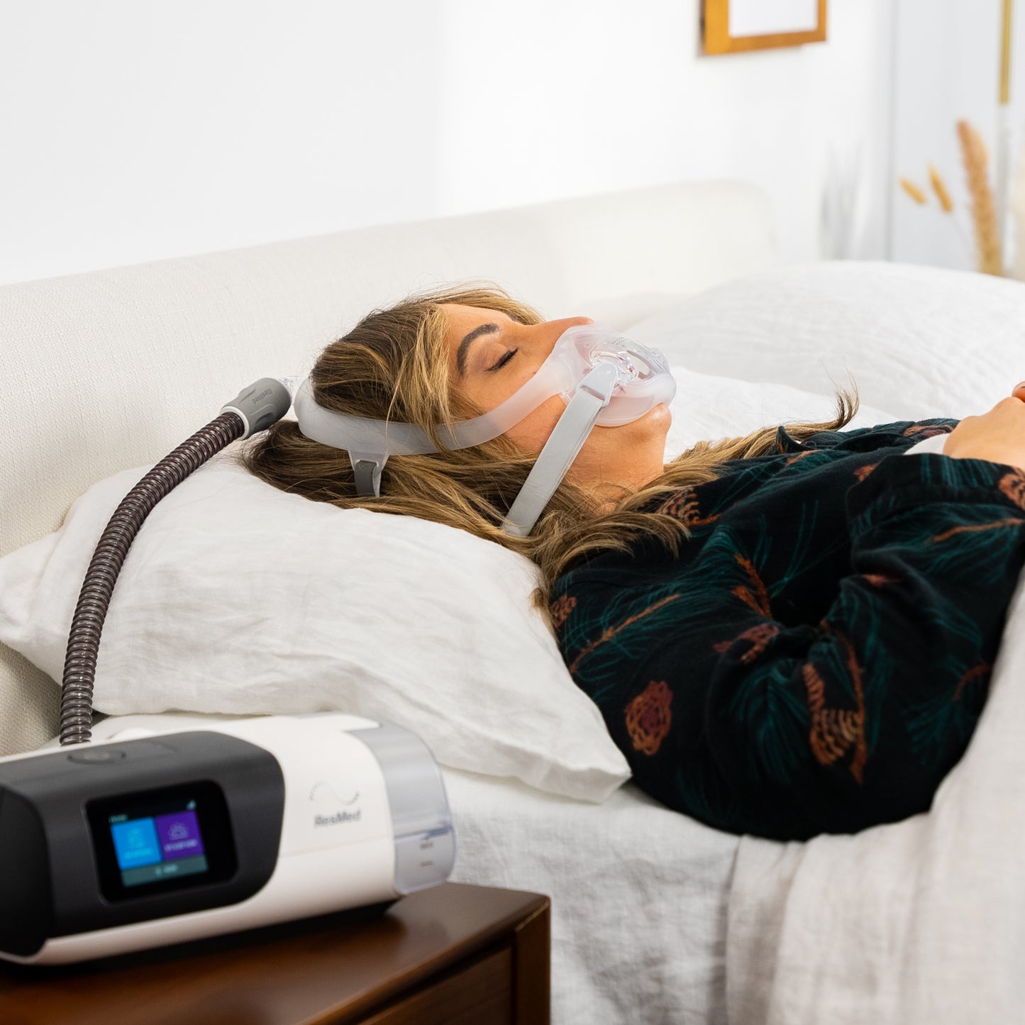 Philips Respironics DreamWear Full Face CPAP Mask with Fit Pack
